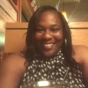 Meet your Posher, Monique